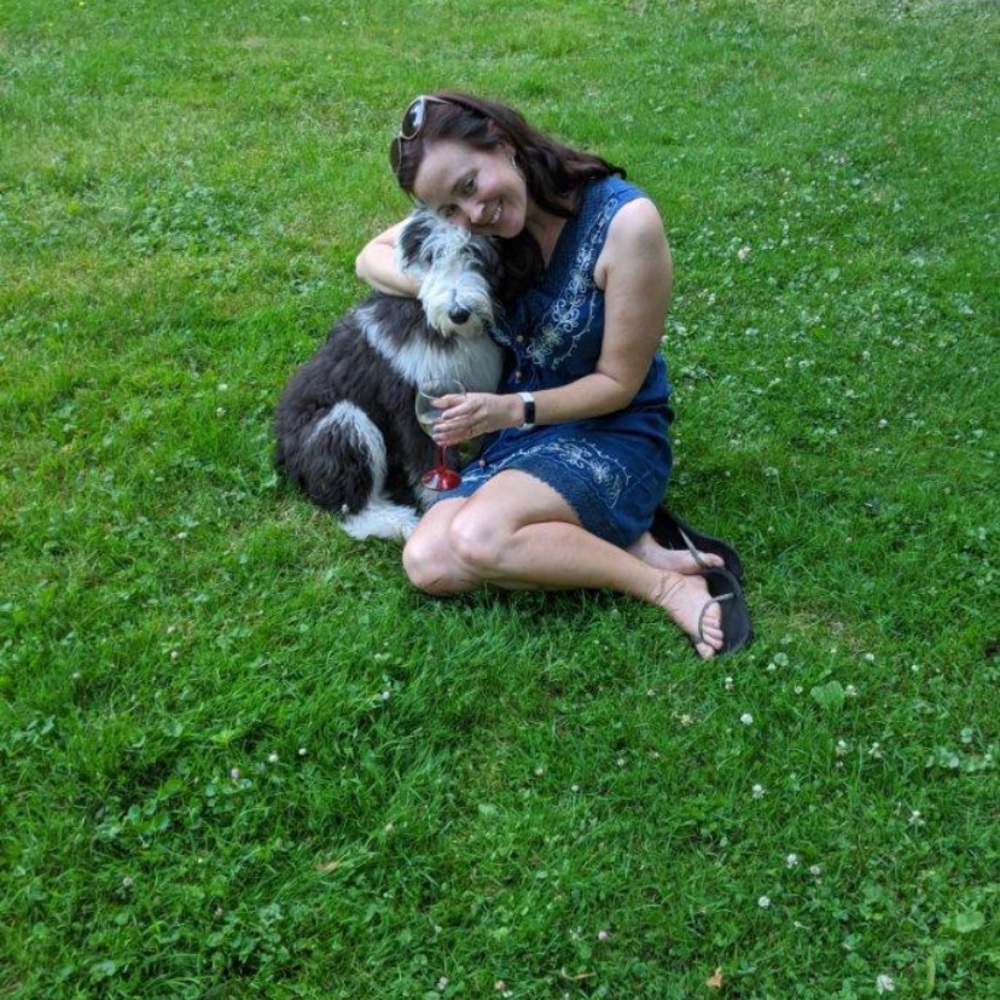 Meet your Posher, Leslie